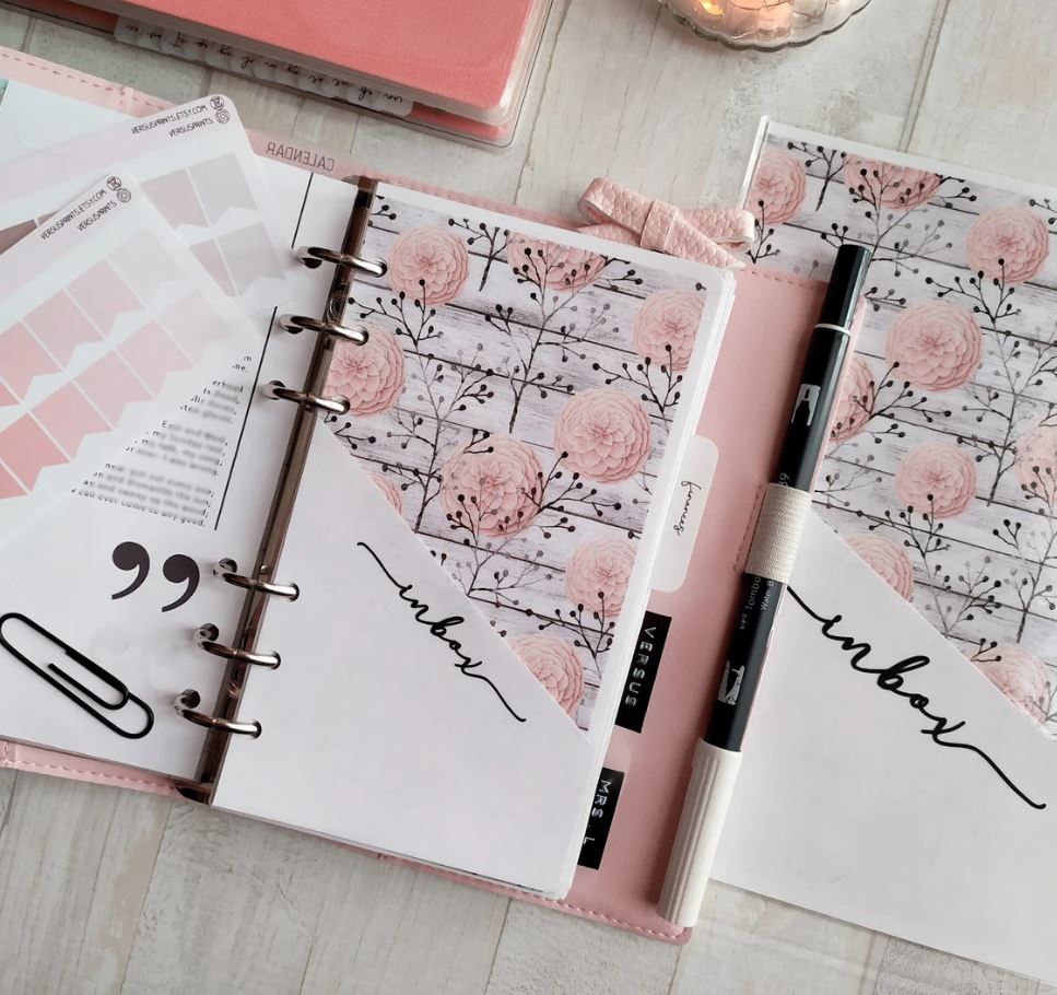 Dashboard Pocket For Ring Planners