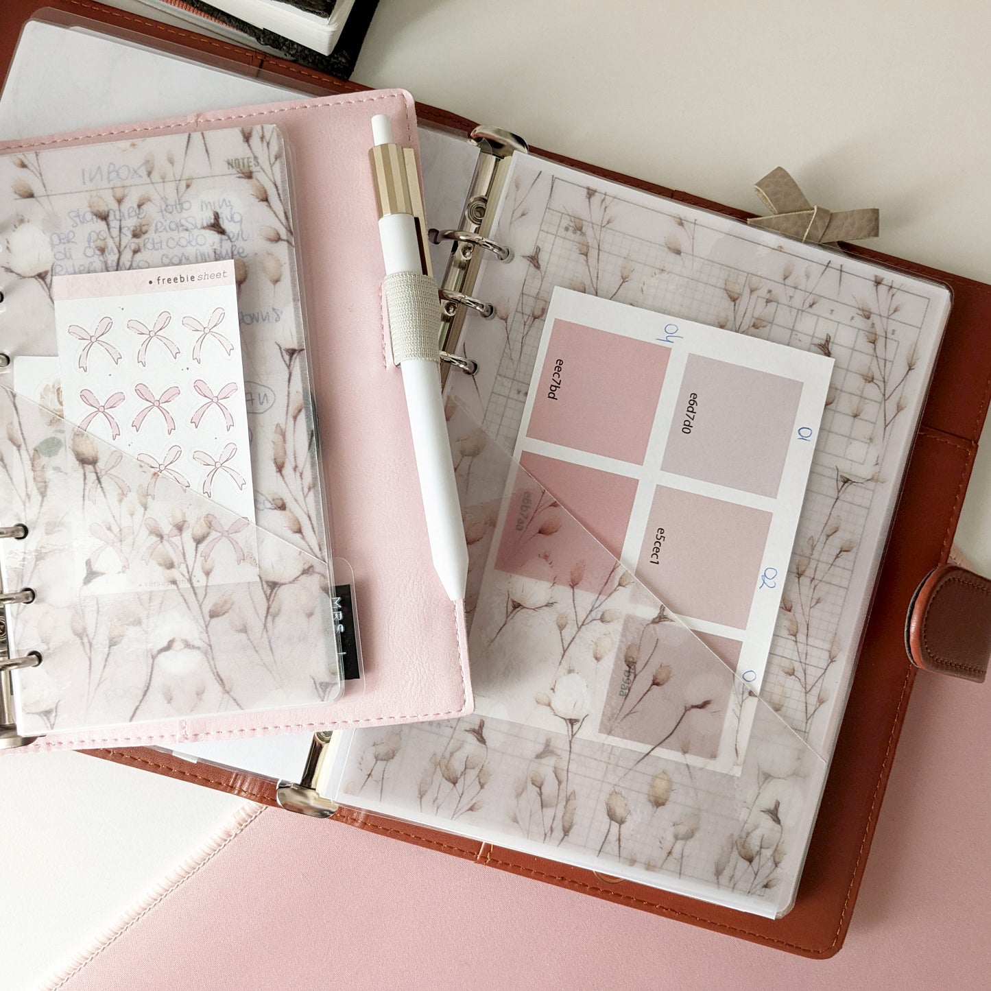 Dashboard Pocket In Vellum Paper For Ring Planners