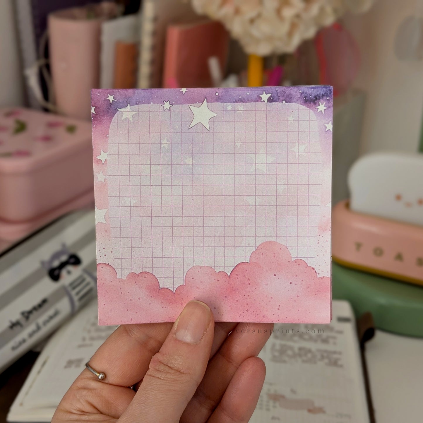 Block Notes Cielo Stellato e Nuvole Rosa, a Quadretti, 50 Foglietti